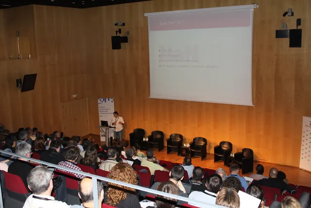 La taula rodona al Cosmocaixa de Barcelona